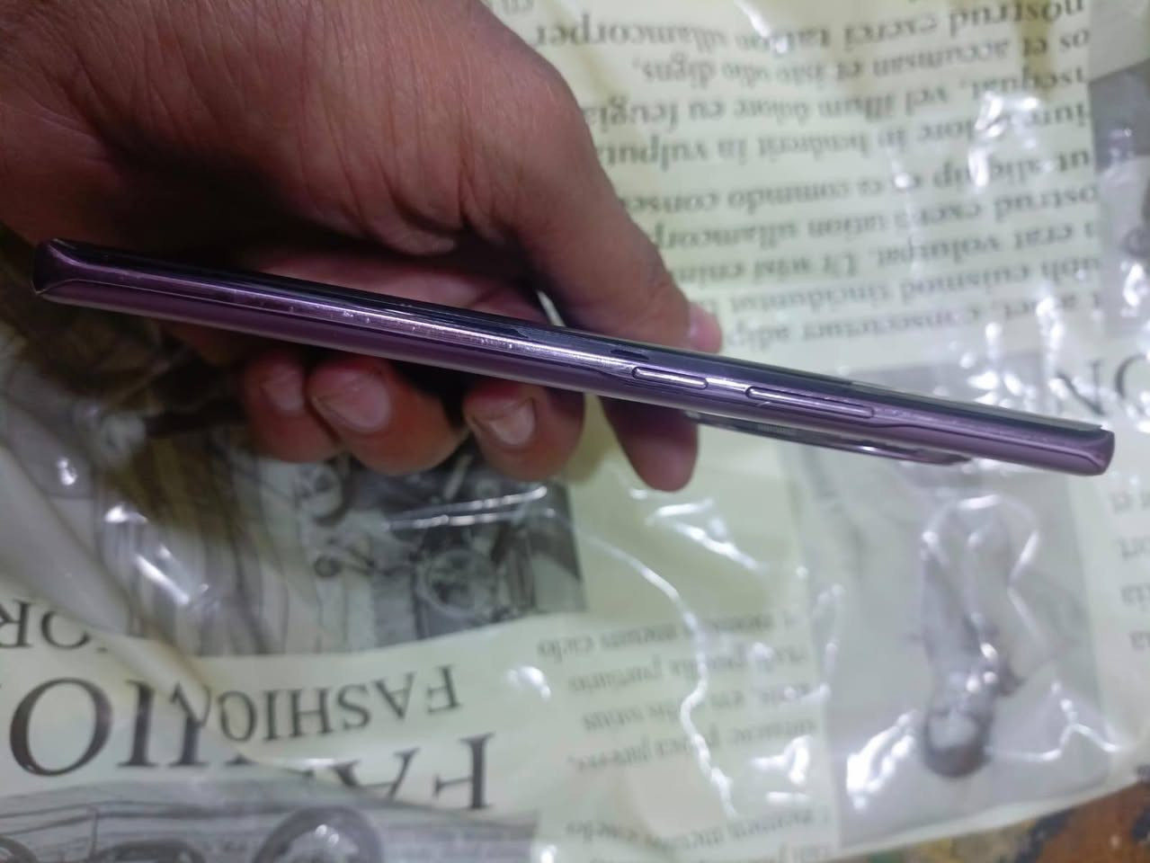 هونر x9c للبيع الجهاز نضيف كلش السعر 250 ما ويا ملحقاته السكن بغداد حي اور رقم الهاتف ***********
