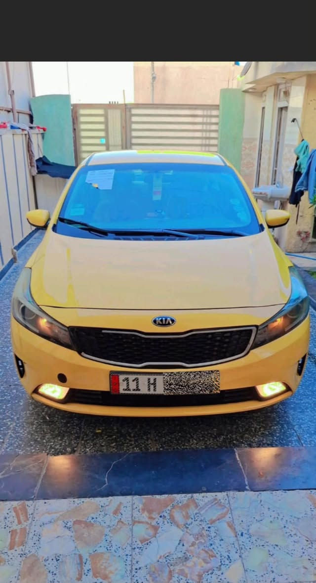 فورتي موديل 2018
رقم بغداد بسمي 
ليبل واحد ماشيه 65
سنويه لسنة 2031 
سياره جديده بمعنى الكلمه 
مكينه كير على وضع شركه 
بيها منضومة غاز 
مكانها بغداد مكلف بالنشر 
***********
