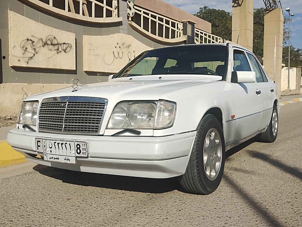 متاح سياره مارسدس بيبي دب موديل ١٩٩٣ بسمي مكاني كربلاء سياره جهازه من كلشي كهربايات كلها شغاله سنويتها لغايه ٢٠٢٨ السعر ٦٢ ورقه وبيها مجال  للاستفسار الاتصال على الرقم ***********
