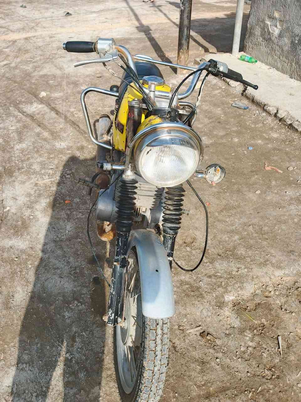 السلام عليكم  MZموديل 81كلك للبيع السعر 600وبيه مجال
مكان حله شارع 80وهاذه رقمي ***********
