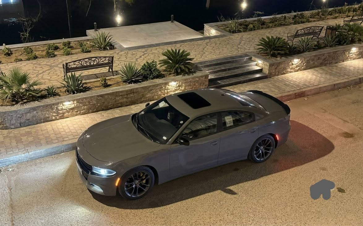 السلام عليكم 
جارجر 18. sxt
وارد كندي كفاله عامه من حادث من فتح
بيه مكانات كارت فقط
 V6 
SXT
فتحه سقف
شفتات ستيرن 
شاشه كاربلي وسط
كامره خلفيه مع حساسات
اسبورتات 
كرسي كهرباء 
مزوده مضخمات صوت دمامات
تدفئه بلمري الجانبي
ويلات اسكات موبر 
تشغيل عن بعد
ترحيب
عنوان البصره المعقل 
للستفسار ***********
السعر 217
وبيها قليل مجال عنوان المعقل الابله 
***********
