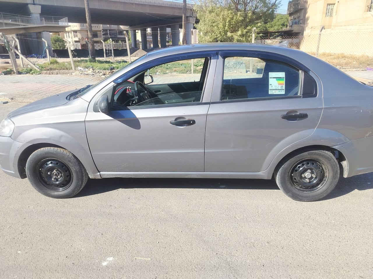 السلام عليكم افيو 2009محرك جبير رقم اربيل تريد تحول أو وكال بأسمي رقم جديد دولي السياره بيها البنيد شويه جارد وبيها مكانات بارد السعر 55وشراي بيها شويه مجال
العنوان بغداد الشالجيه 
رقم ***********
