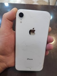 ايفون XR • ذاكرة ٦٤ • فيس ايدي ما يشتغل