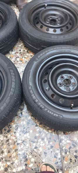 السلام عليكم 
للبيع 
تخم ويل حجم 16 بلادي مال كورلا موديل 24  أمريكي مع تخم تاير صيني درجه اولى إنتاج 24 استخدام قليل نضيف 
السعر 200 
الاتصال ع الرقم ***********
