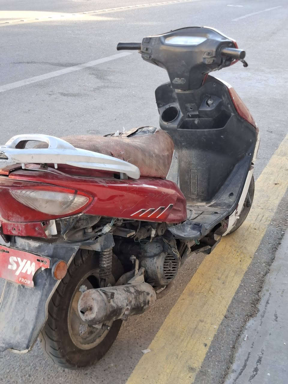 السعر 180 الف مستعجل على البيع
دراجة سايم 140 محرك مجفت جديد + بكرة زنجيل جديدة قبل يومين تايرات جديدة 
دراجة جانت متروكة قبل يومين طلعتهة و جفتتهة كفراتهة  تعبانة كيجاتهة واكفة مثل ما موضح بلصور العنوان فلوجة حي الجولان متواجد اتصال وواتساب ***********
