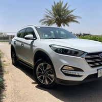 توسان 2018خليجي مكفوله كفاله عامه من صبغ وتبديل وبارد كير محرك ممفتوح ...