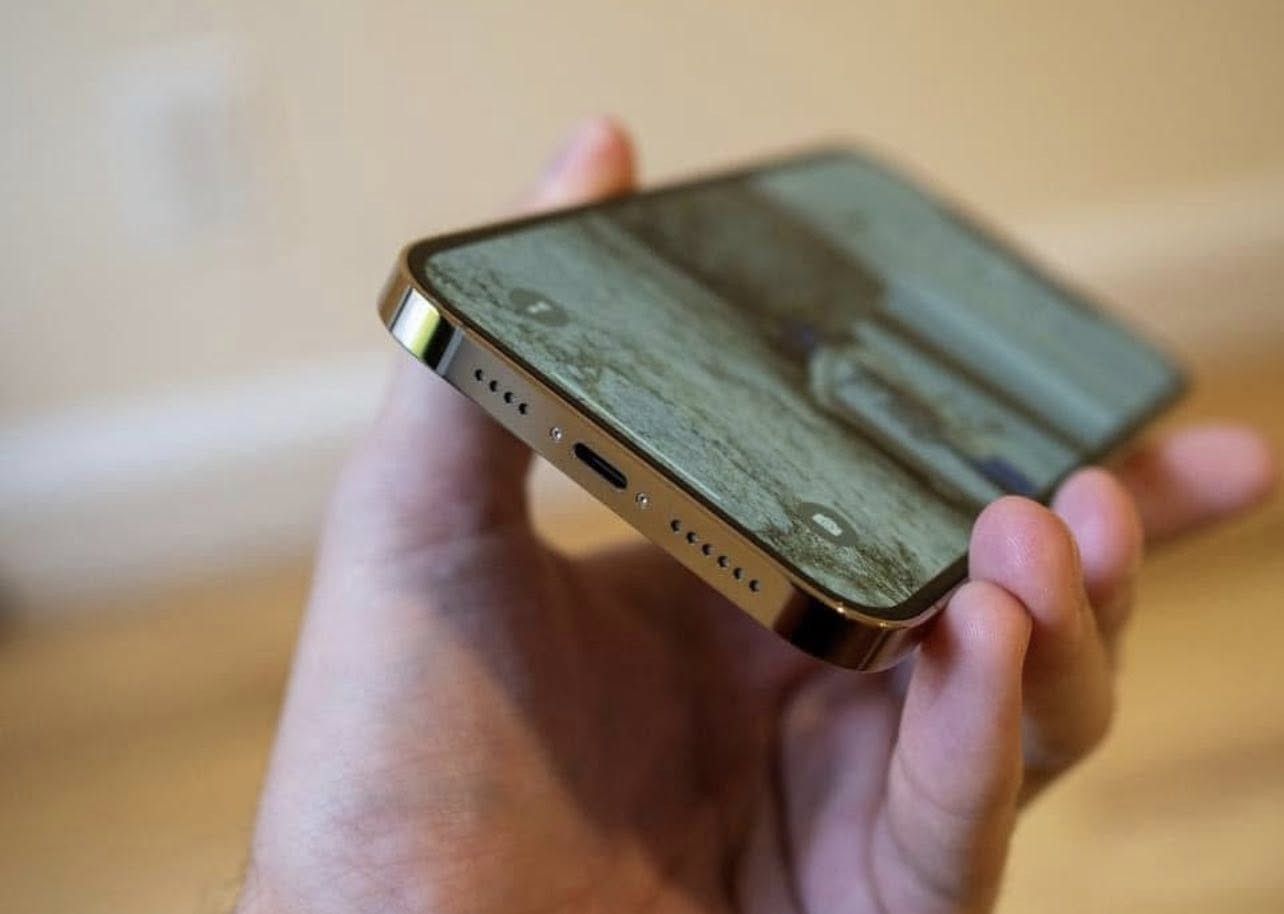 iPhone 12 Pro Max باللون الذهبي الفخم و الأنيق
جهاز مكفول جداً نضيف اخو جديد سعر والاستفسار الاتصال عل رقم *********** ورجو المعذره غير متواجد فقط عل رقم
