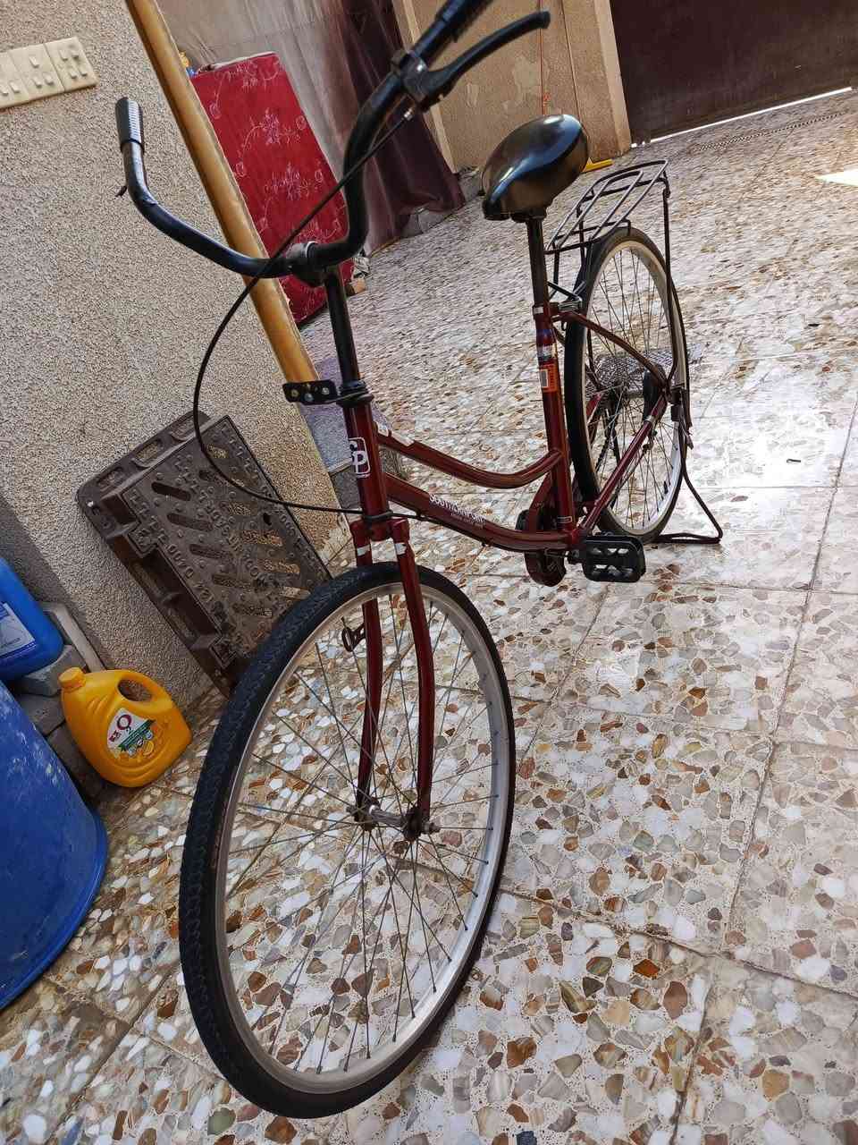 اللون/ماروني
الحجم/26
النضافه 90/100
الموديل/2018
الغراض كامله 
السعر 100 

المكان كربلاء حي العسكري مال العابد للاستفسار خاص او على الرقم ***********
