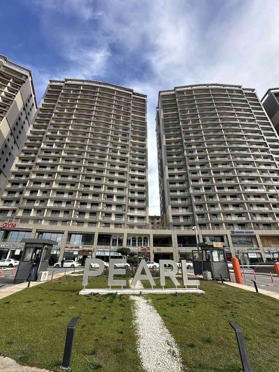 Empire Pearl 2+1 tow bedroom for rent 500$ 
WhatsApp +9647502002001 

شقة إمباير بيرل غرفتين نوم للإيجار 500 دولار
للتواصل عبر واتساب: ***********

ئیمپایەر پیرل دوو ژووری نوستن بۆ کرێ 500$ 
واتسئەپ ***********
