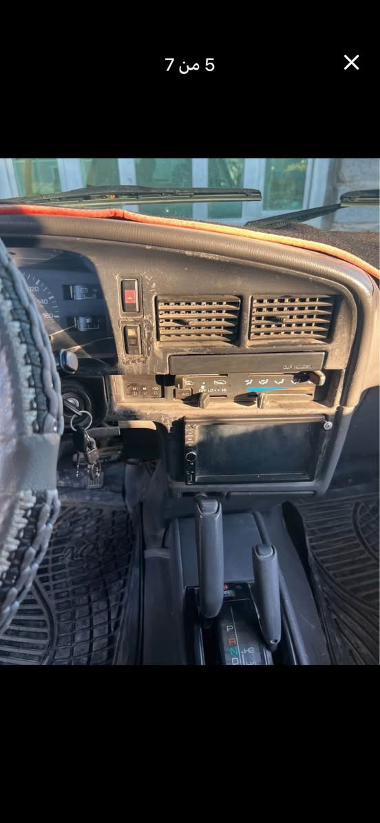 السلام عليكم
تيوتا سورف 1991 رقم الانبار باسمي شرط تحويل ثاني يوم رقم انكليزي كير ومحرك ثري واي تبريد شغال كهرباء كله شغاله باتري جديد سعر 50 وبيها مجال الاستفسار *********** واتس
