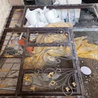 شباك حديد ثقيل • بغداد الغدير