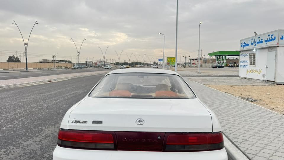 السلام عليكم 
مكلف بالنشر مكلف بالنشر 
سياره كرسته مديل 1994للبيع السياره مصبوغه عام مكفوله كير ومحرك ونقل جثه والكصه والاصوليات كلها تحويل ثاني  ونجي لاتنقيص ولاتبخير وحداديه80‎%‎تخم تاير جديد منضومة لايت زنون  بيها  اماكن معجون السياره عوزها فقط بوليش صارلها سبوع من انصبقت السعر 66 وبيها مجال قليل  
رقم صاحب السياره ‭0771 918 6545‬ مكلف بالنشر
