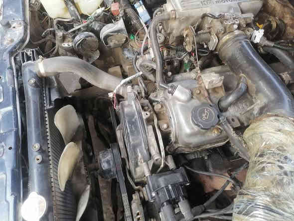 محرك وكير مال كيا سبورتج كامل مع التفرعات كير عادي فور ويل مشروط للبيع السعر ٦٠٠ الف ناصرية اني ***********
