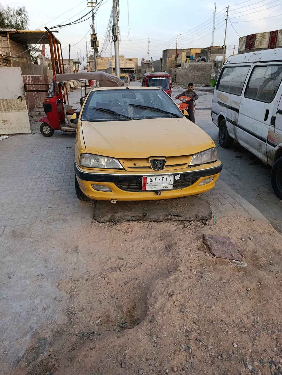 سلام عليكم بيجو باص 2017 ضربه بل جاملغ الخلفي بس مكينه تنقص تريد شغال رادلها ترتيب العنون الشعب سعر 40 بيعا مجال قليل ***********
