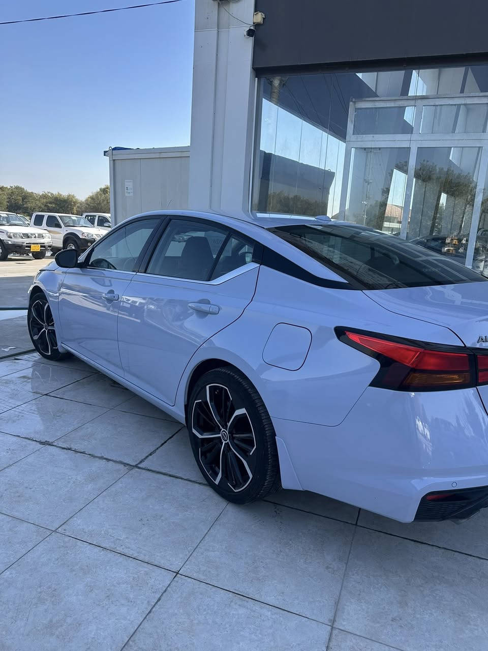 نيسان التيما 2024  SR Pulas  فوول مواصفات
رقم شاصي  

1N4BL4CV9RN400403✅

• كشن كهربائي 6وضعيات

 • رادارات خلفية 

 • رادارات جانبية

رادار امامي

مكينه 2500 تنفس طبيعي بدون تيربو المرغوب  

 • تشغيل عن بعد + بصمة تشغيل بوب بصمة+تحديد مسار

 • كاميرا خلفية دواره 

 • تحكمات كاملة استيرن + تحديد سرعة

 • لايتات زينون +بلاد

كشنات جلد 

شفتات استيرن

سونار موجود  

سياره مابيهه نواقص جاهزه ✨

مكان سيارة كلار ✅

***********
