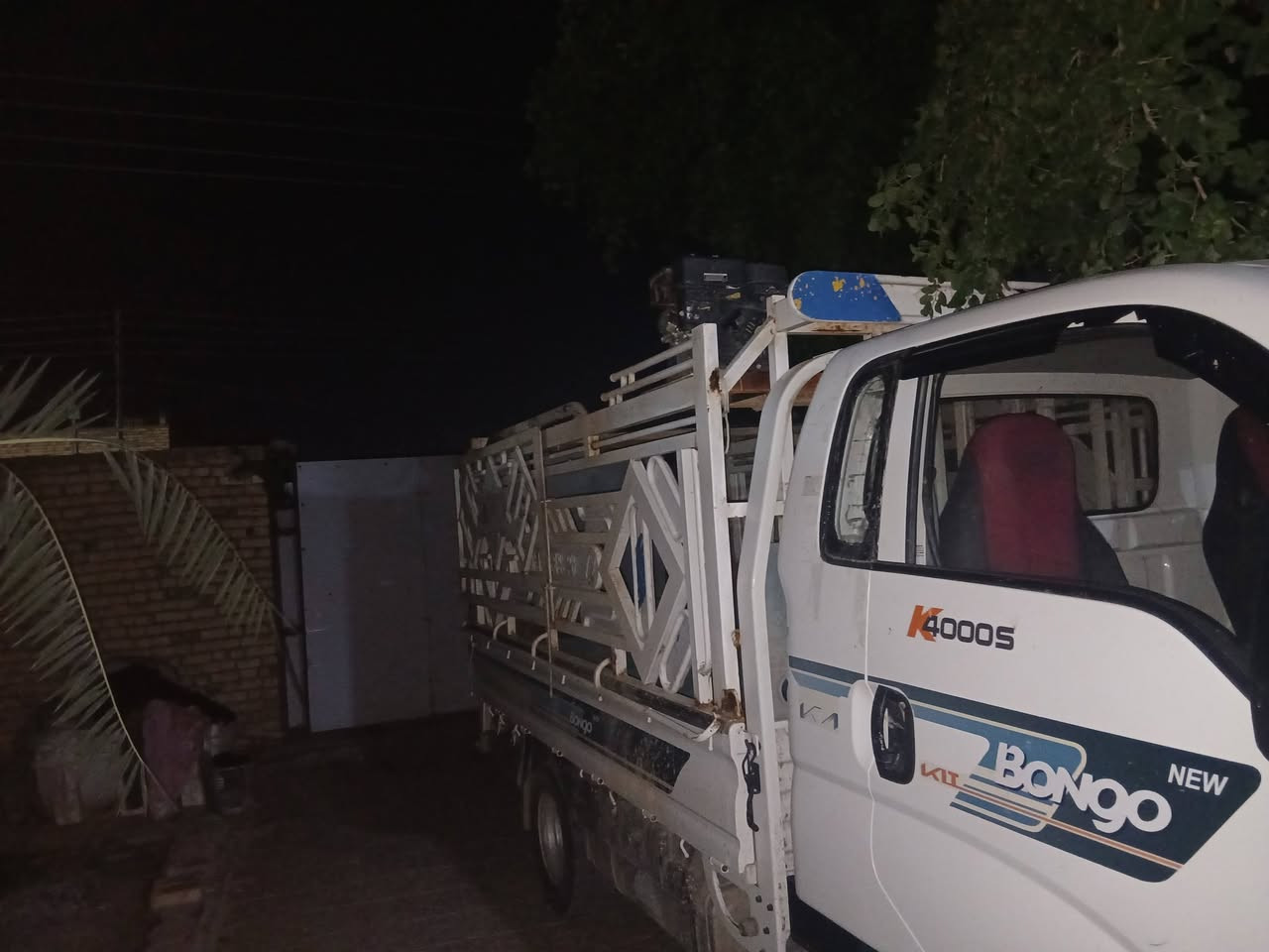 محجر کیه فحل  بی خیاسات قلیله مكان العماره  السعر 150 الف  ***********
***********
