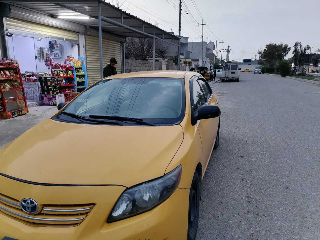 السلام عليكم كورلا ٢٠٠٩كندي 
بيهه ٣قطع جاملغ وبونيد بدون دواخل رقم بغداد مشروع وطني سنويه ٢٩
السعر ١٠٠ دفتر مامتواجد على الفيس 
الرقم ***********
