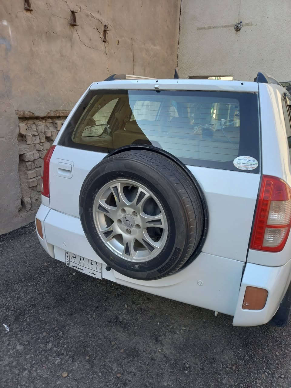 السلام عليكم  عندي تيكو  موديل ١٢ مواصفات ١٣  كير كهربائي  مصبوغه  عام الجماليه   رقم بغداد سنوية جديده سعر ٦٥ بيه مجال  رقم *********** مامتواجد علئ فيس
