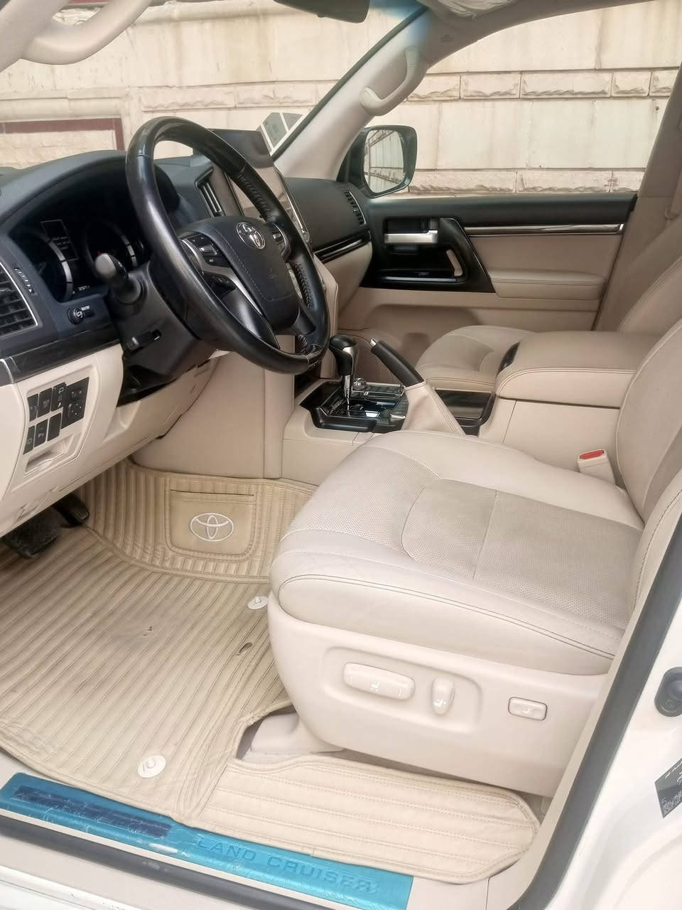 � للبيع لاندكروزر 2020 GXR 🚘

✅ ساز باب أول
✅ ماشية 59 ألف كم
✅ رقم بغداد دولي
✅ سنوية جديدة
✅ السيارة باسمي مباشرة
✅ نظيفة وجاهزة للفحص

📞 للاستفسار:***********
