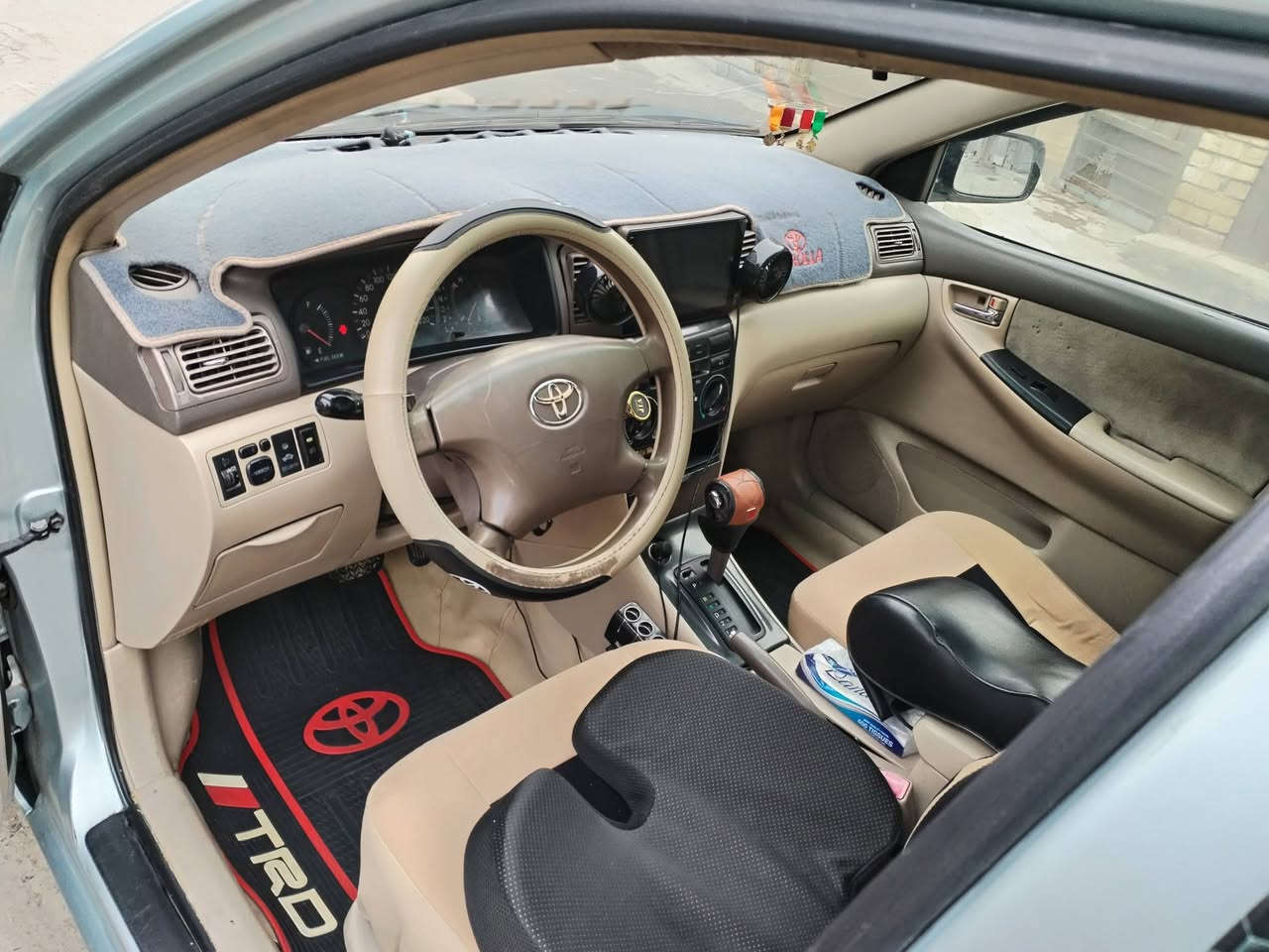 السلام عليكم كورلا بيكاتشو2007 رقم بغداد بسمي محرك وكير مكفول مصبوغه حزام  السعر ٧٨ وبيها مجال حك الجية رقمي *********** مكاني بغداد الشعب
