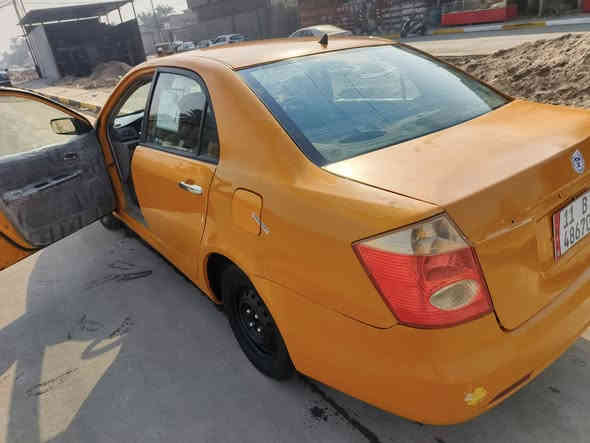 سلام عليكم سياره جيلي 2012 محرك جديد1800 كورلا قبل شهر شديته كير ممتاز باتري جديد بريك جديد دسك جديد درايم شفت جديد كلش ممتازه النواقص الي بيها قايش باور والعدادات طافيه تاير نص عمر .. هيئه مصفره غرامات مصفره بسمي سنويه لل2030 مكاني بغداد الشعب حي البساتين السعر 37 وبيها مجال ***********
