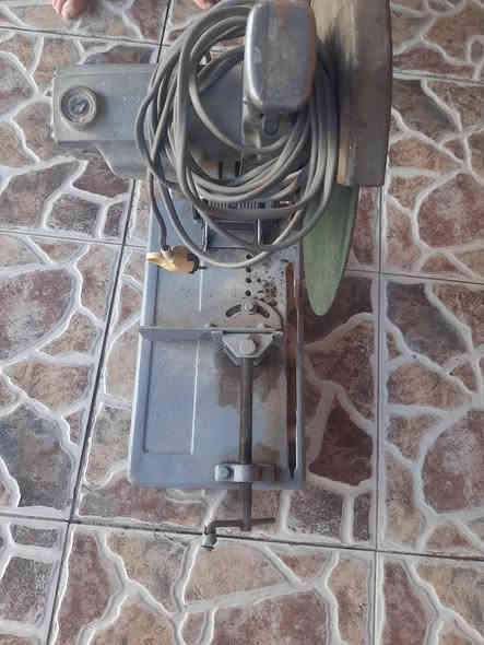 ٢ كتر هيتاشي شرط الشغل بلاديه  مكان كركوك  *********** السعر ٢٢٥
