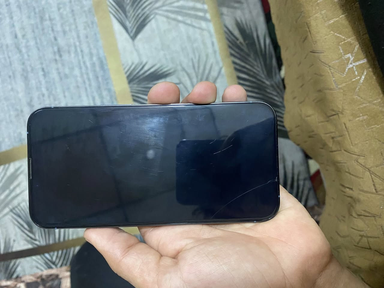 إيفوان 13ابر اعرض14ابرو مكس ونطي فرق ؟*********** وتساب
