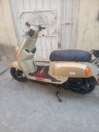 دراجه بوليس للبيع دراجه اي نقص ما بيها شغاله سلفه وندر سعر 250 بها مجا...