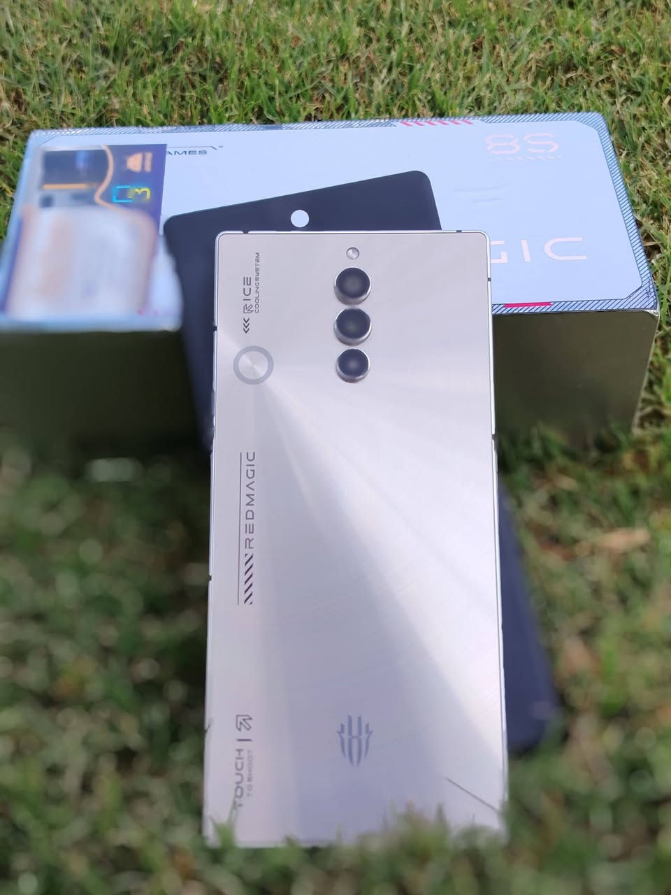 ريد ماجك 8s pro بلاتينيوم
ببجي 120 فريم ultra HD اعلى دقة 
ذاكرة 512
ذاكرة عشوائية 16+12
نضيف ما مصلح مكفول 
غراضة كاملة 
مراوس 15 برو ماكس انطي فرق 
مكاني بغداد


**إذا كنت صاحب هذا الإعلان وتريد حذفه لأي سبب، رجاءا أرسل رسالة إلى الدعم الفني**