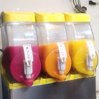 ماكنه ازبري هوسك تركي نظيفه جدا وشرط الفحص للبيع للتواصل الاتصال 07733...