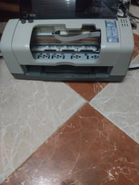 طابعة نافثة للحبر • حالة جيدة • اتصال يو إس بي