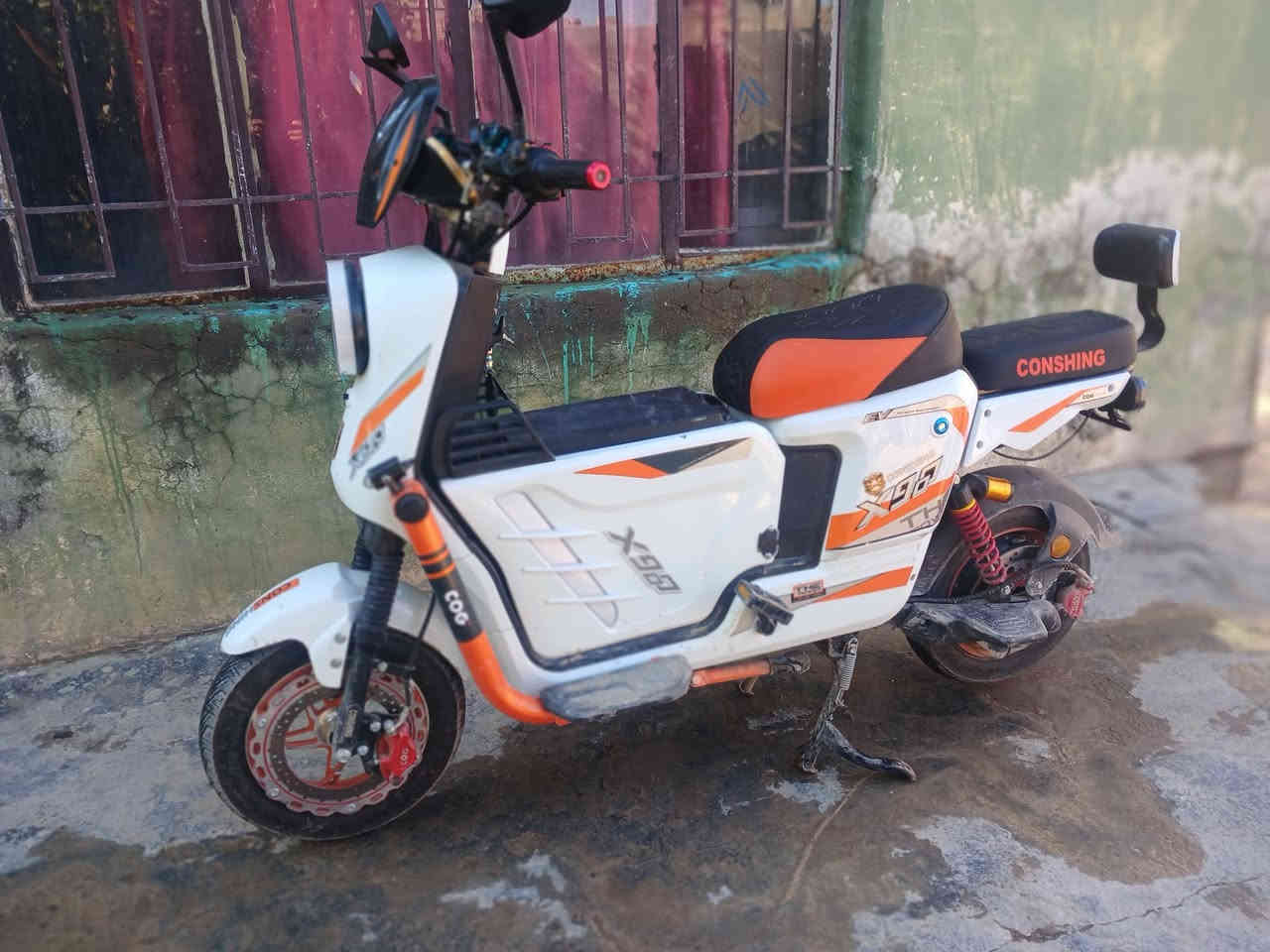 السلام عليكم  X900مديل ٢٠٢٥
2 بطاريات ☠️

4نمر

بلوتوث

نضام R 

رجوع للخلف

ستان موبايل

مرايات

شاحنه اصليه

بلباكيت

نشره ليلية 

لايت زنون

عالي ناصي

شاشه ديجيتال

سرعته140

اشاير 

دبل اشاره 

سله اماميه 

دبلات 

أمامي خلفي 

هواي مواصفات بيه بعد 

العنوان/ديالى +تقاطع ابو جسره

السعر750وبي مجال

 الشراي يتواصل ويا الرقم ***********
