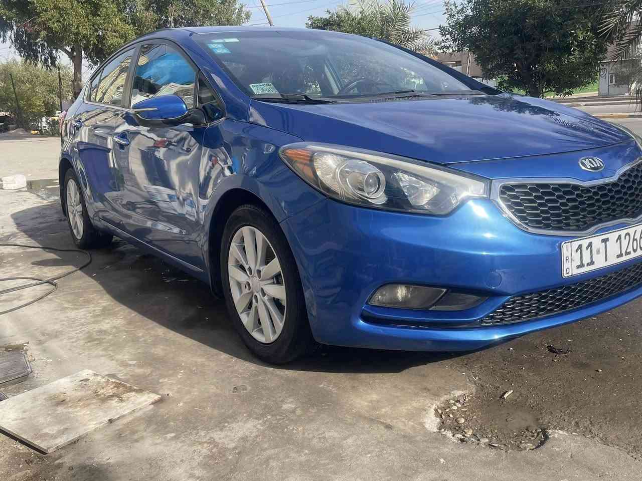 السلام عليكم كيا فورتي موديل2016 رقم بغداد أنكليزي بأسمي مكينه 2000GDI ماشيه 118  حادثها جاملغ خلفي جهة اليسار وهنا  بلعراق جاملغ امامي السياره ليبل واحد صبغتها حزام فرن للجماليه وتصويرها قبل الصبغ مرفق مع الصور  كير مكينه تبريد تدفئه صدر كله تمام السعر ٩٢ ورقه عنواني بغداد الكاظميه للاستفسار اكثر ***********
