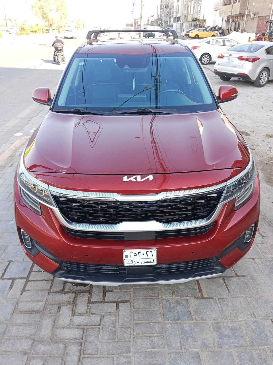 بغداد جديدة ***********
يا سلتوز موديل 23 وارد امريكي مرقم بغداد ابسمي 
فئه sxفول مواصفات 
محرك 1600تيربو المرغوب DCT
كشنات جلد تدفئه
كامره خلفيه 
رادار امامي خلفي جانبي 
توقف ذاتي 
قياده ذاتيه تحديد مسار مثبت سرعه 
سايد بريد بصمه 
اتو هولد 
داخل لد محيطي 
لايت لد اربع عدسات 
بصمه تشغيل وابواب 
السياره فول مواصفات 
حادثهه بس جاملغ راجع بارد بدون صبغ بدون تبديل السياره ليبل واحد قطره صبغ ما بيهه 
بدون ايرباك 
سيارة كلشي مناقصها السعر 168$ 
    بغداد جديدة ***********
