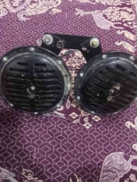 بوش ايراني للبيع تجي افحصلكياهن وتسمع دكتهن يلا تاخذهن سعر تصل07746507...