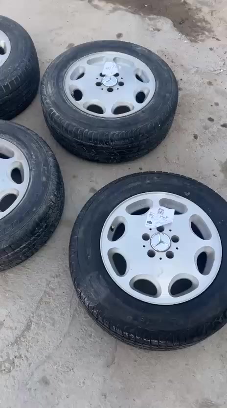 السلام عليكم عندي تخم ويل كب مع الإطار دب 16 السعر 250


**إذا كنت صاحب هذا الإعلان وتريد حذفه لأي سبب، رجاءا أرسل رسالة إلى الدعم الفني**