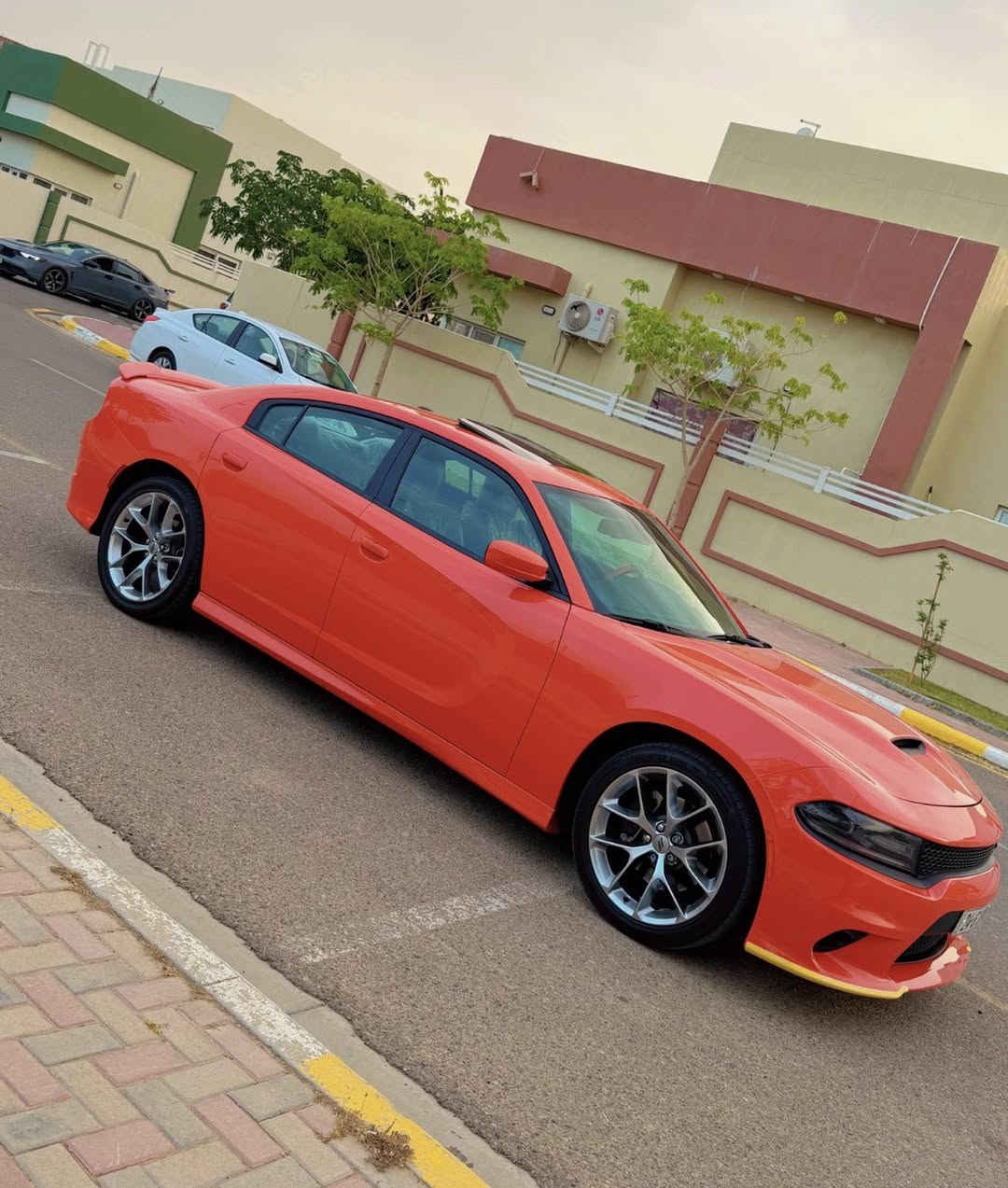جارجر GT .
الموديل : 2021 . (خليجي) . وكاله هارلم
مكفوله 

لون ( برتقالي )

رقم شمالي

العداد :(44)

السعر _ 315 ورقه وبيه مجال

للاستفسار الاتصال على الرقم ***********
