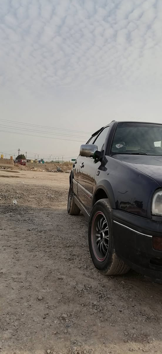 سلام عليكم سياره كولف 92 مكينه مكفول كير اوتو تبريد تدفئه كامره خلفيه سنتر لوك اربع بيبان اريد ٤٢المكان بابل الرقم ***********
