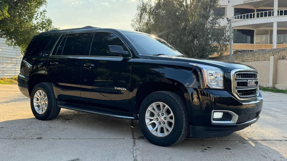 جمسي يوكن 2018 رقم  واسط بتره
محرك 5300
الفئه SLt 
سياره كسر فلين كاصه من امريكا كلين تايتل 
يعني كفاله من كلشي 
اجه بيه فقط جاملغ خلفي ايمن كلير فقط
لباقي كفاله عامه 
عداد المسافه 160 الف ميل 
السياره فول مواصفات ما عدا الفتحه 
vin:1GKS1BKC8JR185120
مكان السياره واسط وبأسمي 
السعر خاص رجاء 
***********
