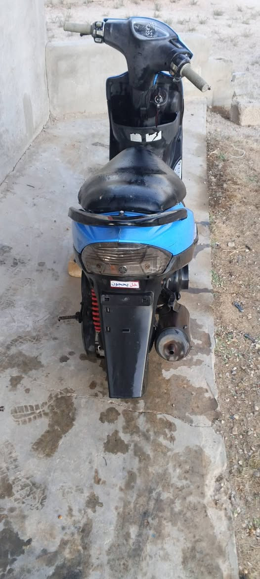 بيع او مراوس بعدله
بوشه 49 مكينه خرسه مبدل بيها ولفات فقططط يعني بعدهي عليه وضع البلادي شغاله هندر وسلف 
اريدها ب 575
رقمي/***********
