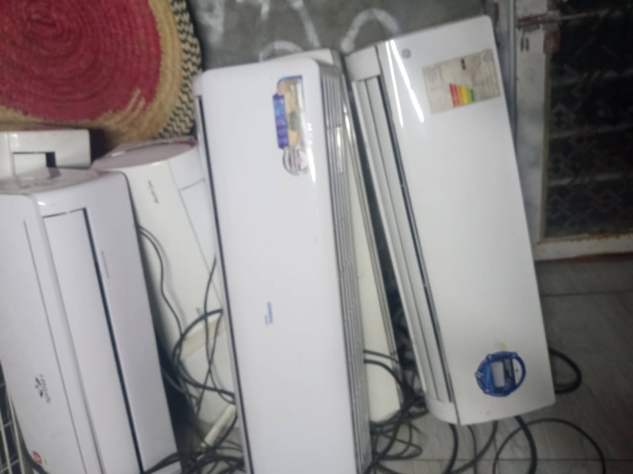 سبلت طنين ابو طن.  ابو طن نص.   بابل مركز شرطة الفيحاء فرع مقابل كلهن بلادي مامصلح. حديث.  بوري جديد.   توست حديث بوري جديد. طن سعر 250.  توست طن نص سعر 350بوري جديد. طنين 400.   بابل يوجد توصيل تنصيب. مجود.   ***********
