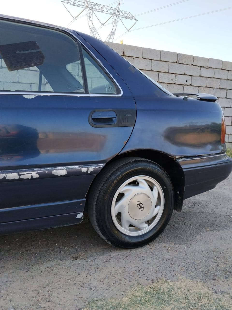 سلام عليكم
سياره هونداي النترا مودل 1994 محرك وكير شرط كفاله تحويل مباشر صدر امامي وخلفي جديد كل لكهرباءيات شغاله  ليت زنون رقم بغداد مشروع وطني سعر 33 
رقم لهاتف ***********
***********
