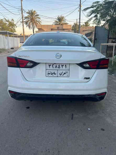 نيسان التيماAltima2019) – فئة sr
🔧 محرك 2500 
⚪️ لون أبيض
🚘 ماشية 126 ألف كم
🛠️ حادث جملغ ايمن– سونر صور الحادث موجودة
📱 شاشة كبيرة
🔑 بصمة تشغيل
🚪 دخول ذكي
📡 تشغيل عن بُعد
⚙️ تحديد سرعة
🛣️ نظام المحافظة على المسار
📍 رادار أمامي + توقف ذاتي
📍 رادار خلفي + توقف ذاتي
⚠️ نظام تنبيه خروج عن المسار
💺 كشن كهربائي
🎧 كشنات
💡 لايتات زينون
📄 مرقمة سليمانيه

السعر150$ ورقة وبيها مجال
مكان تواجد السيارة: بغداد
رقم صاحب السيارة:***********
