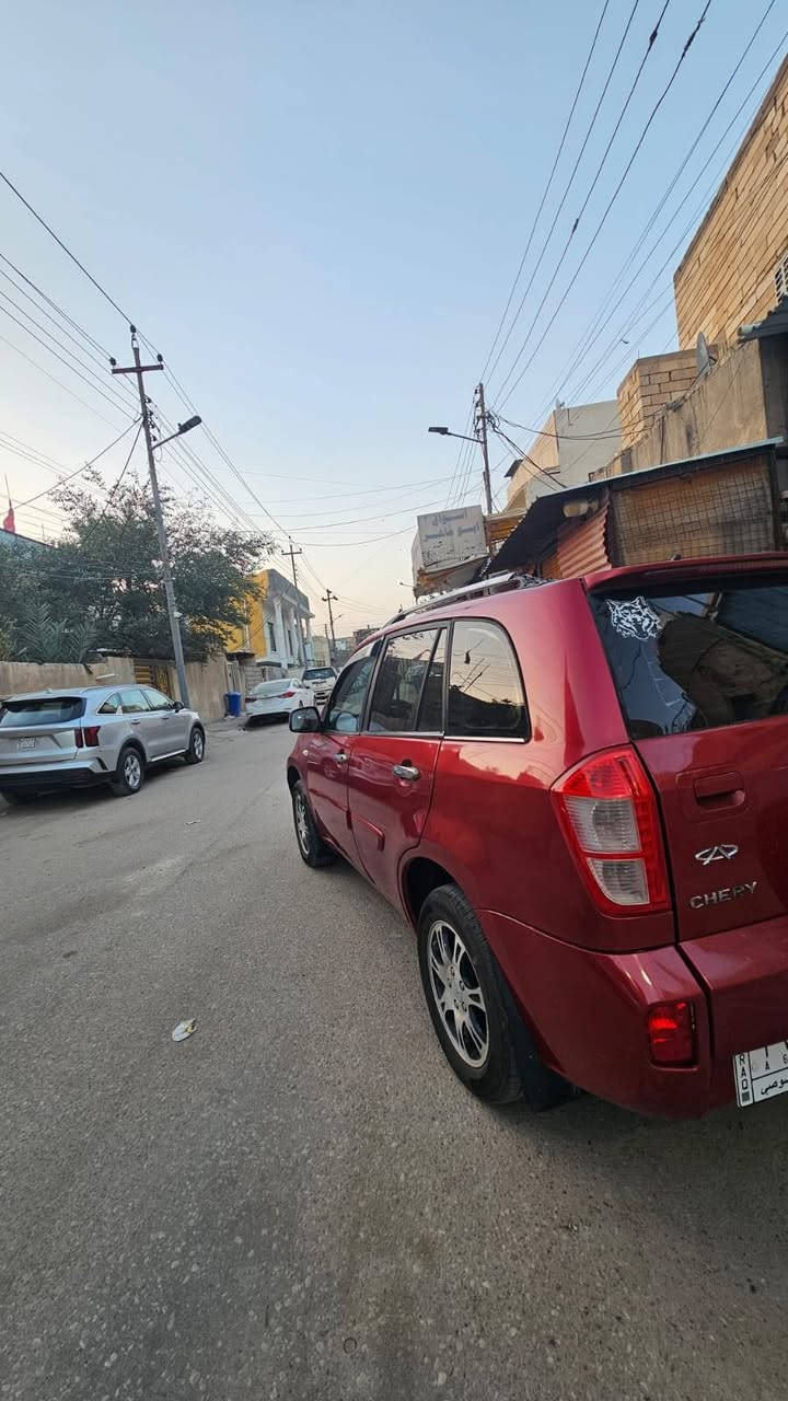 السلام عليكم سيارة تيكو موديل2013 سيارة نظيفة بيها جاملغ ودعامية السعر50 وبيها مجال قليل رقم*********** العنوان بصرة جبيلة ما متواجد على الفيس الرجاء الاتصال على الرقم
