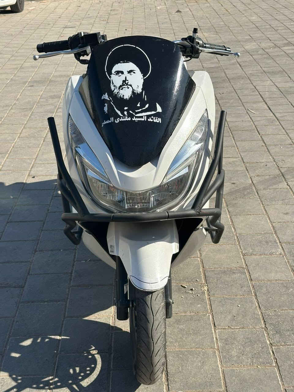 السلام عليكم
دراجه pcx 
مكينه 150
دراجه مكفوله كفاله عامه من كلشي 
اشاير شغالات حساس ازدحام كلشي بيه شغال 
دراجه نضافه كدام عينك السعر 15وبيه مجال واي استفسار اتصل وتدلل ***********
مكان مدينة الصدر
