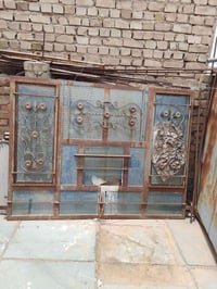 شباج للبيع طول متر ونص والعرض مترتين  سعرة 125  الاستفسار 07705327583