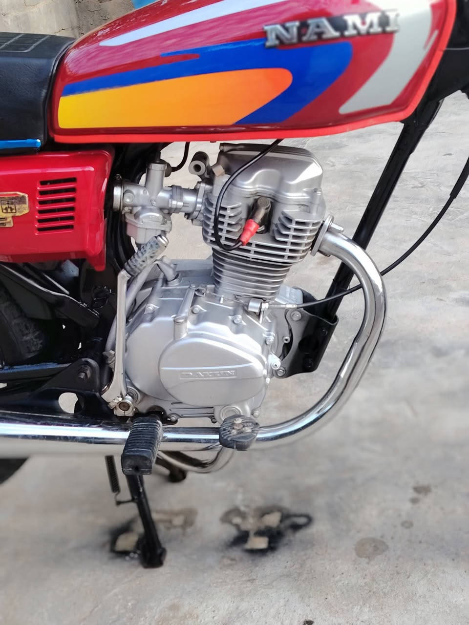 سلام عليكم دراجه اللبيع  مكفوله من عشاير وراقه ضايعه عدي بس  مكاتبه سويلك دراجه خير من الله سعر500وبيه  مجال  رقم ***********المكان شطره
