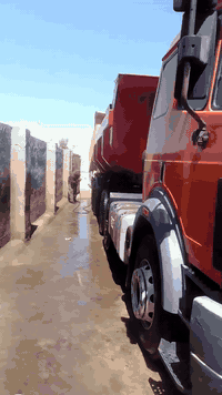 سلام عليكم لبي موديل 94سنكل خلفي شاصي مكفول مكينه 44 لاتنقيص ولا تبخير كير 190مكفول ***********    ‏‪0789 296 5557‬‏
