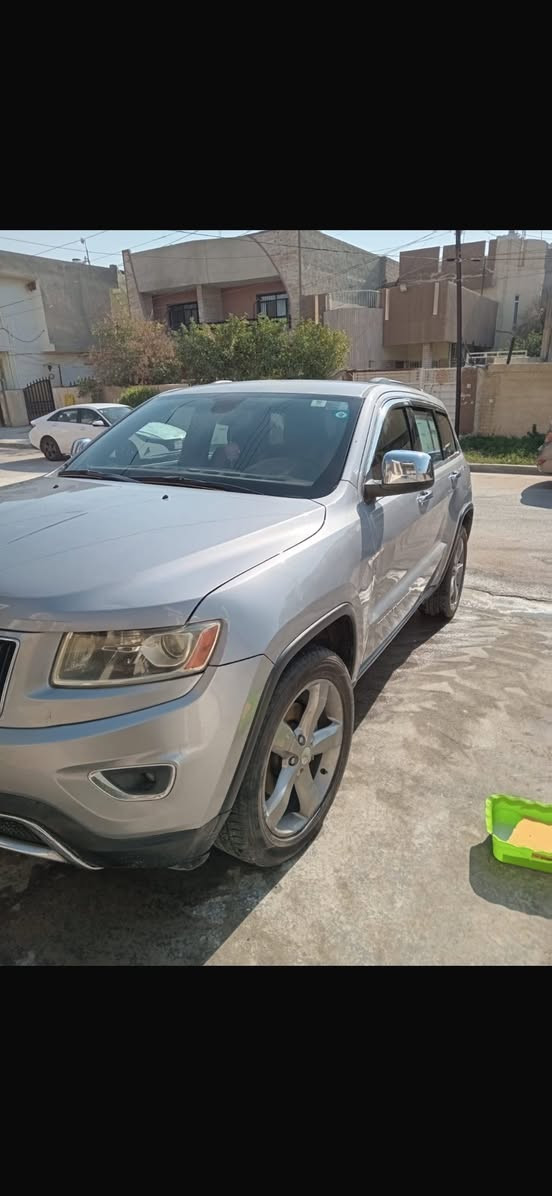 سعر ٢١٧

موديل ١٤

وارد كندي 🇨🇦 

مكفول من صبغ وضربا وتبديل.فقط الباب سايق بارد وجاملغ   

بصمه 

ماشيه ١٨٥كم

شفتات استبرأ

جلد 

مكينه ٣٦٠٠

باقي موصفات كلش حلوا 

سنوي بسمي رقم بغداد

***********
