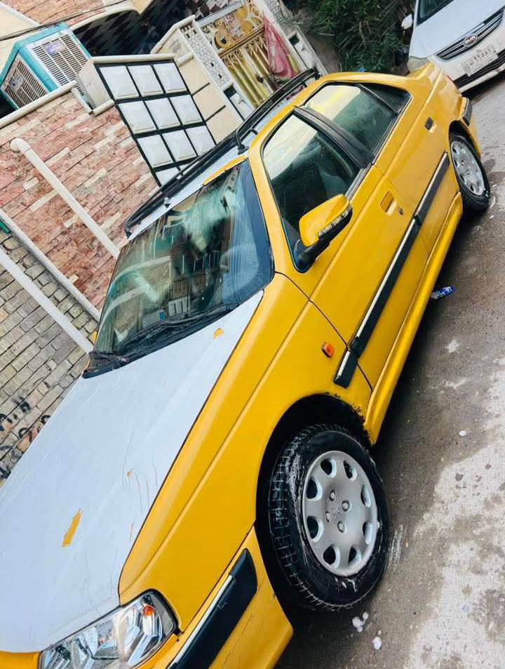 سلام عليكم بيجو بارص مديل 2015  وحدادية  كلها كاملة اي نقص مابيها لايتات زنون عالي ناصي شاشه كامره  سماعات اشاير دشبول ماسحات كلة يشتغل تخم تاير جديد جواها ب35 وبيها مجال مكاني بغداد البلديات وهذا رقمي وموجود واتساب ***********
